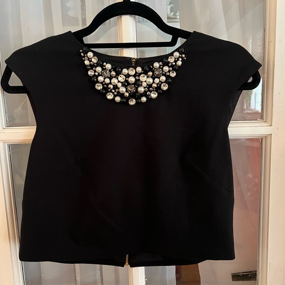 EUC SZ 4 Eliza J Embellished Black Crop Top - Picture 3 of 5